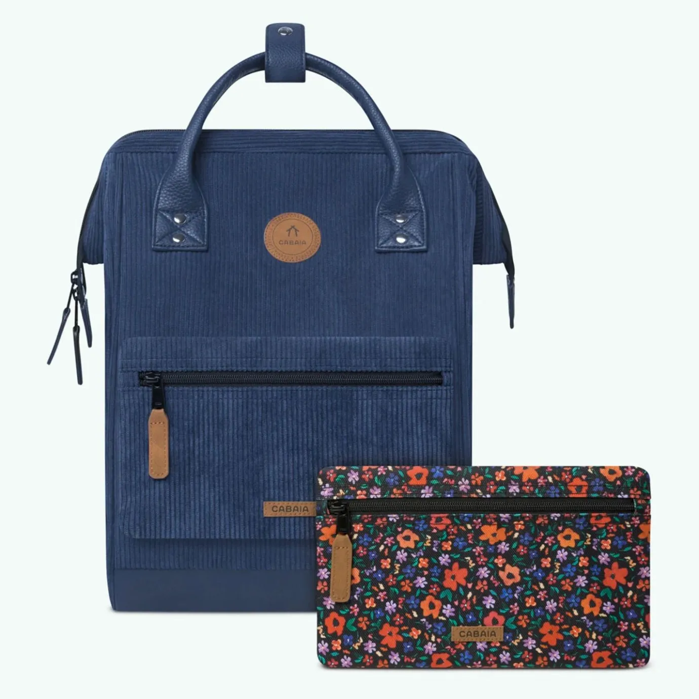 Medium Adventurer | Cabaïa Adventurer Blue Dark Blue