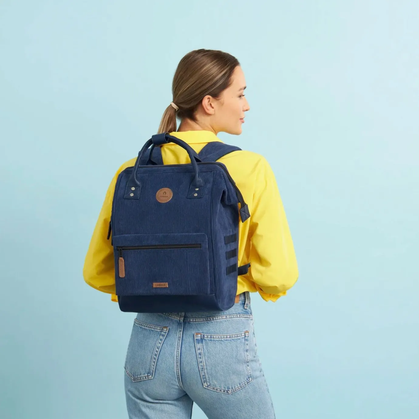 Medium Adventurer | Cabaïa Adventurer Blue Dark Blue