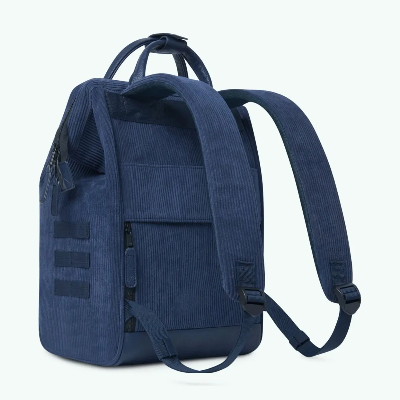 Medium Adventurer | Cabaïa Adventurer Blue Dark Blue