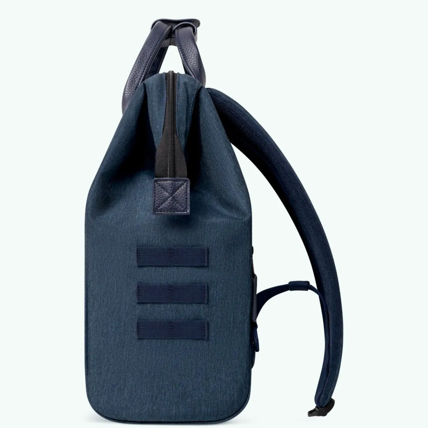 Medium Adventurer | Cabaïa Adventurer Blue Dark Blue