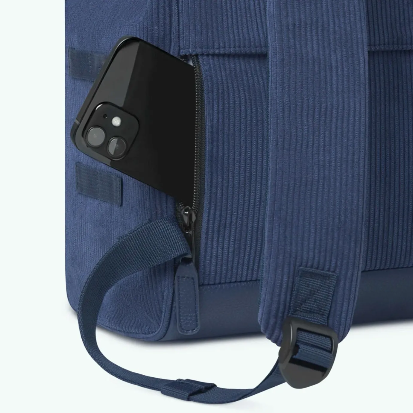 Medium Adventurer | Cabaïa Adventurer Blue Dark Blue