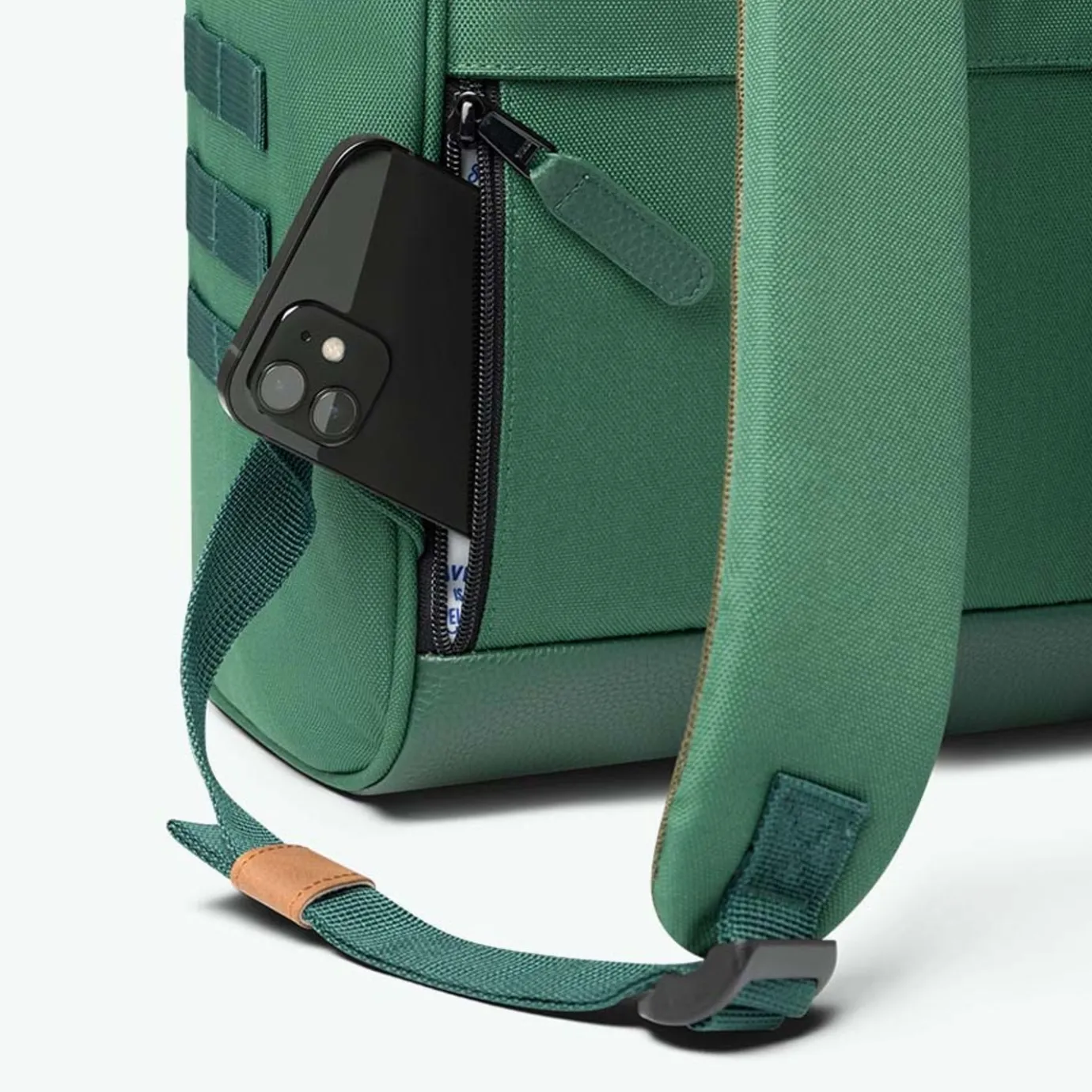 Medium Adventurer | Cabaïa Adventurer Dark Green