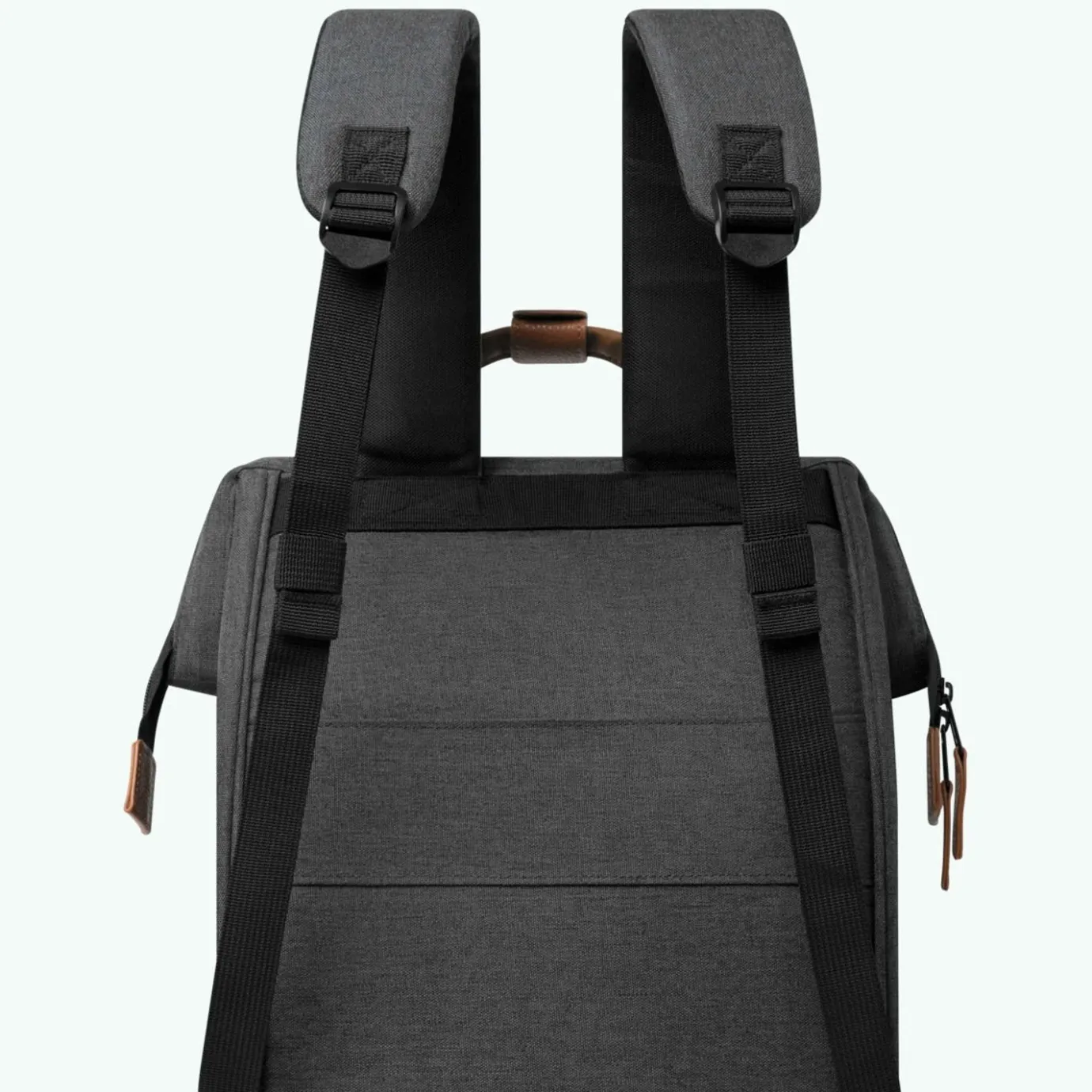 Large Adventurer | Cabaïa Adventurer Grey Black