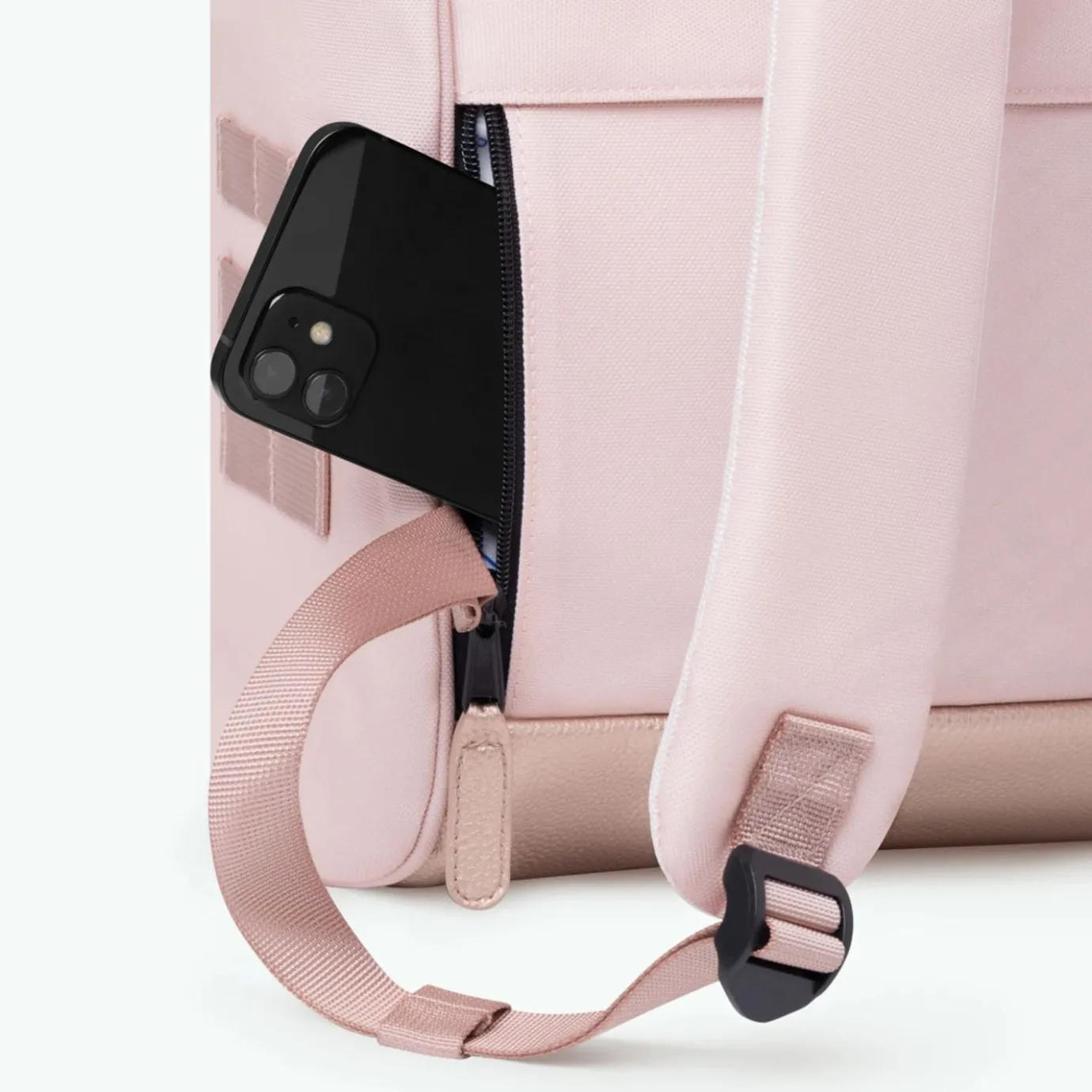 Medium Adventurer | Cabaïa Adventurer Pink Light Pink