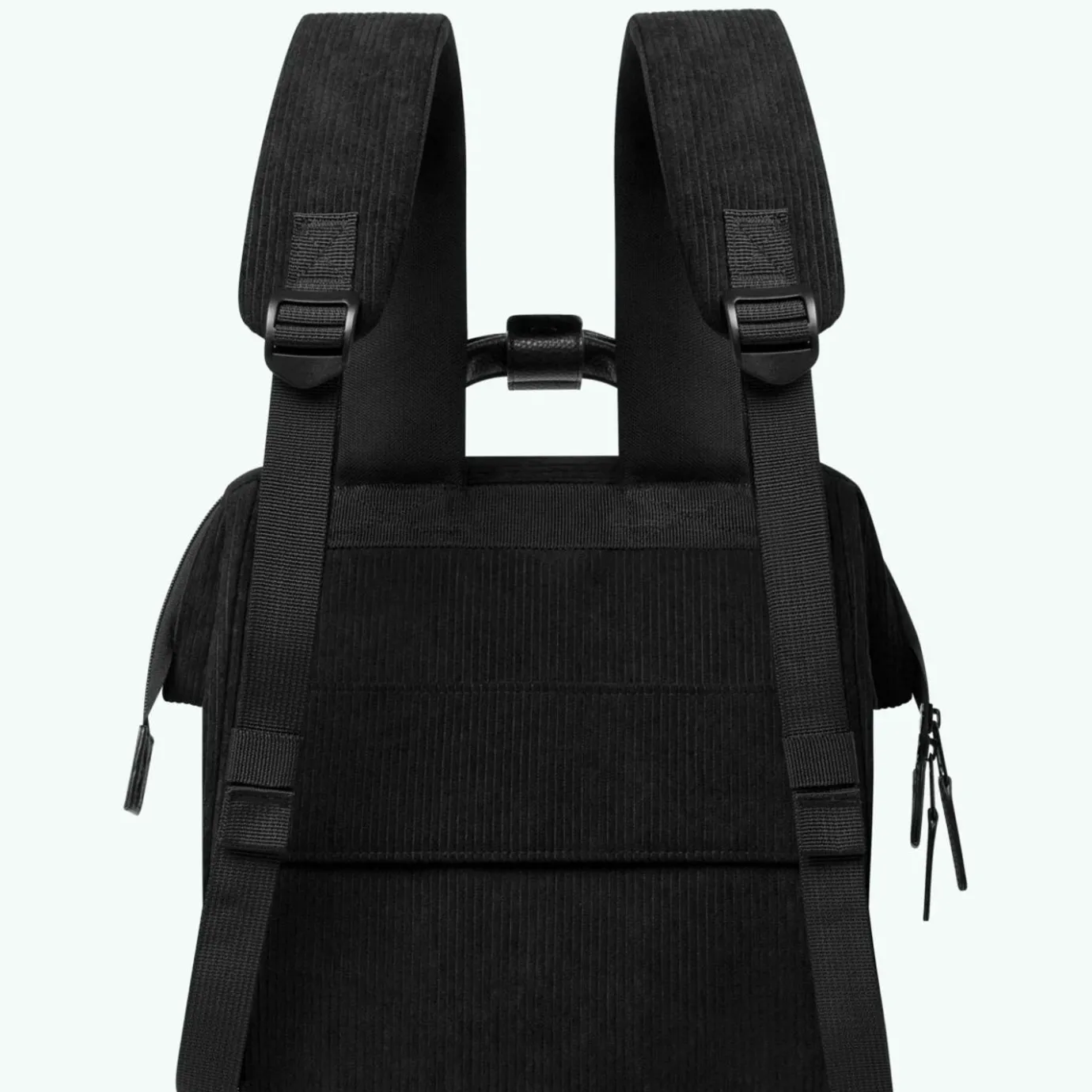 Medium Adventurer | Cabaïa Adventurer Velvet Black