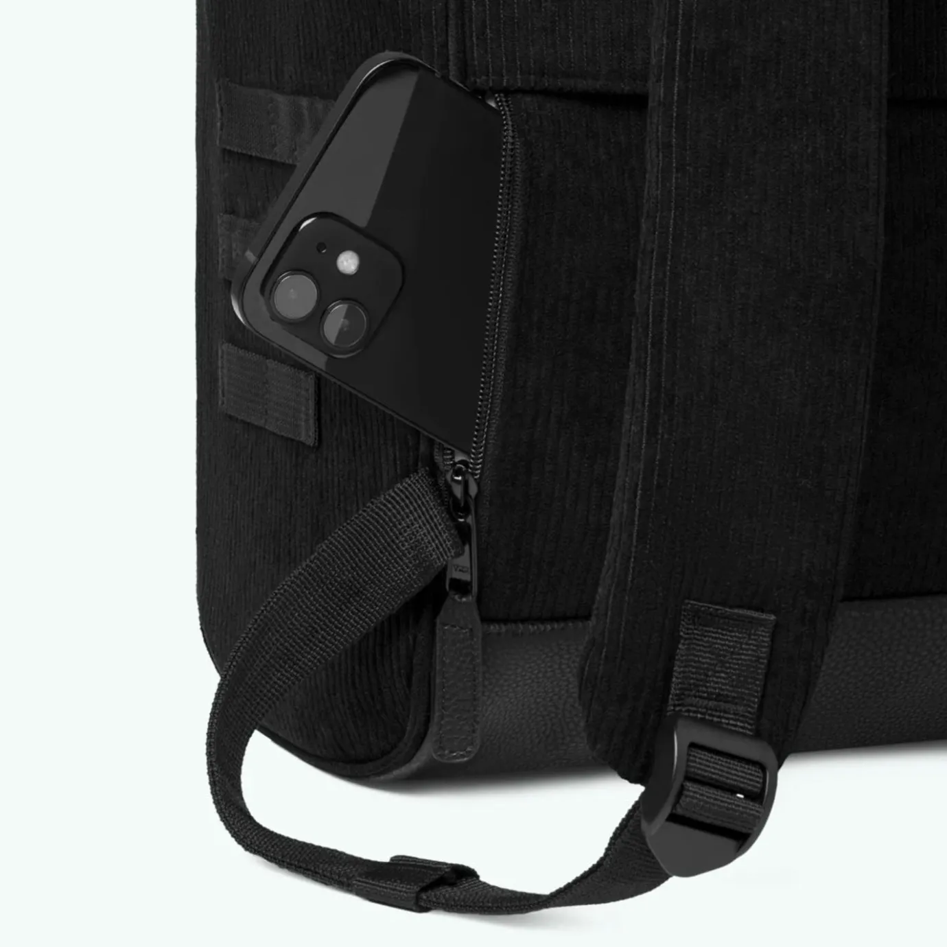 Medium Adventurer | Cabaïa Adventurer Velvet Black