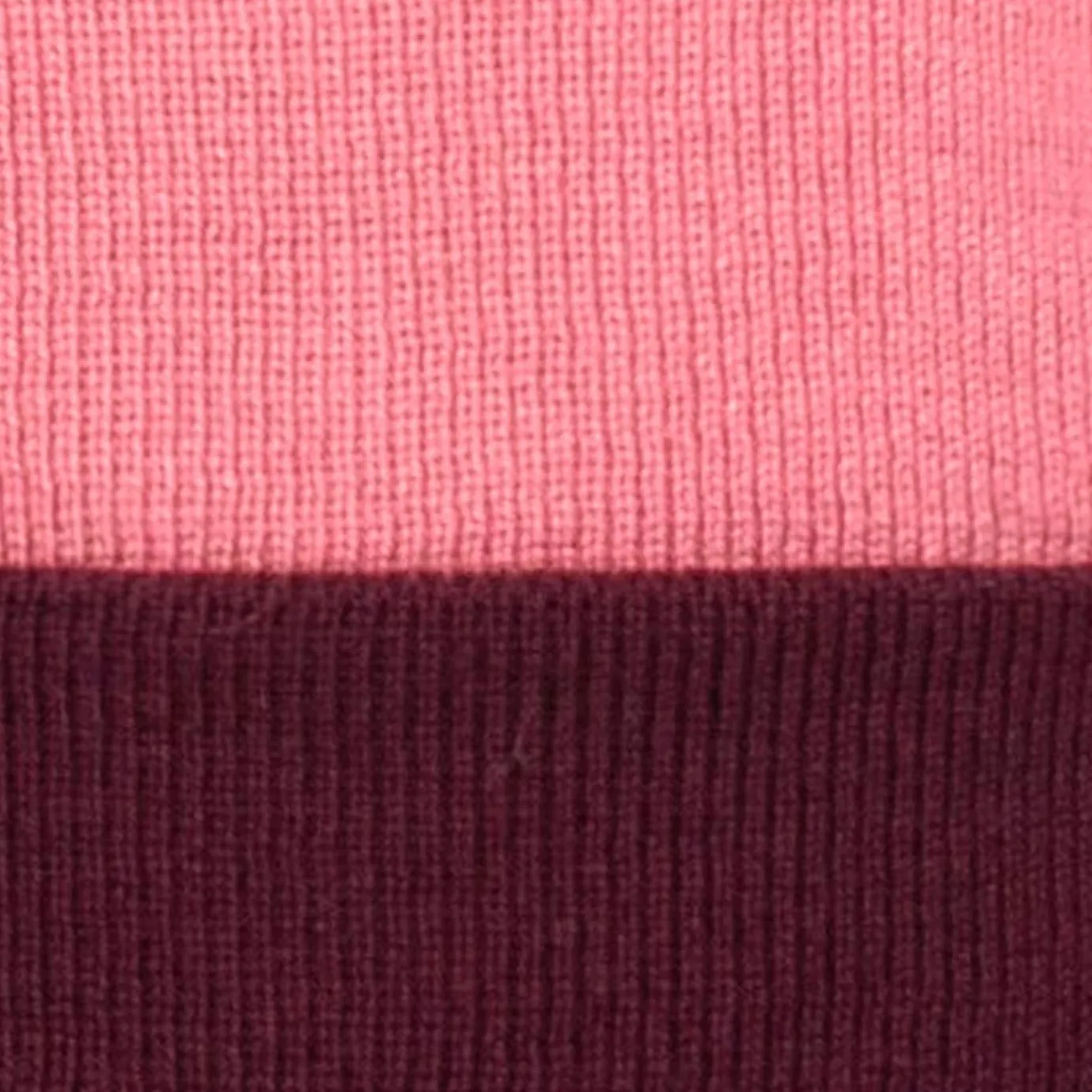 Beanies Without Bobbles | Cabaïa Arcata Sunset Burgundy Red