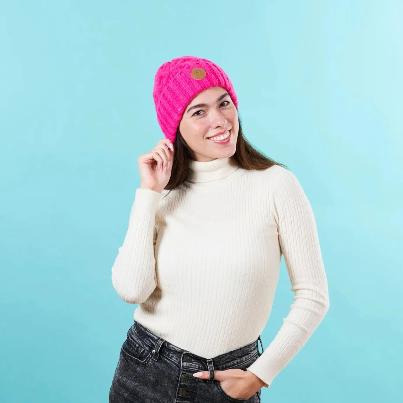 Beanies Without Bobbles | Cabaïa Elder Flower Fuschia Pink