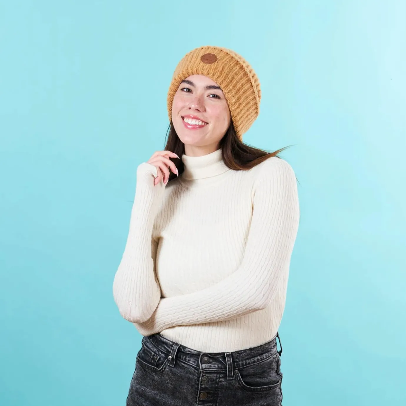 Beanies Without Bobbles | Cabaïa Poncha Mustard
