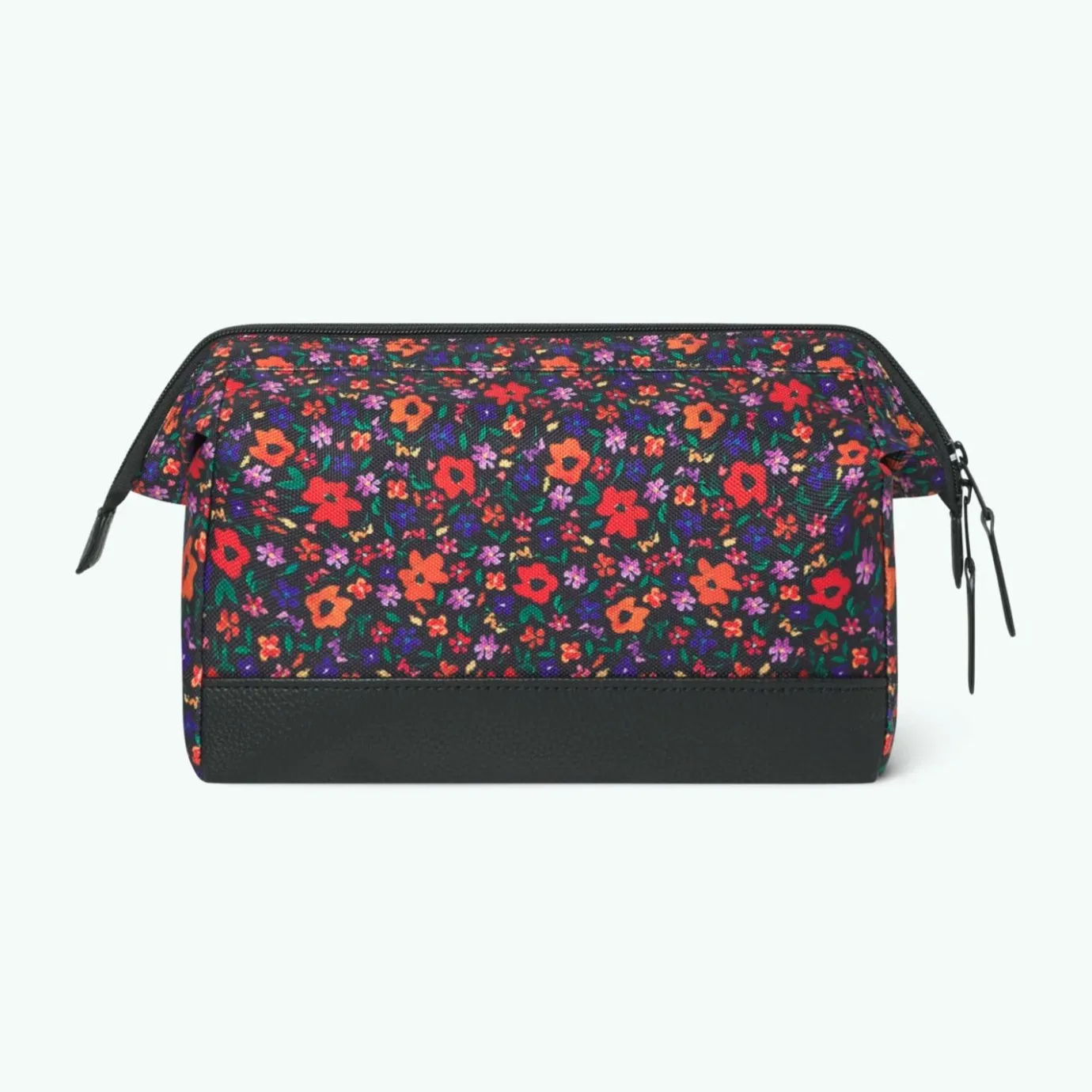 Travel Kits | Cabaïa Rue Du Gros Horloge Red