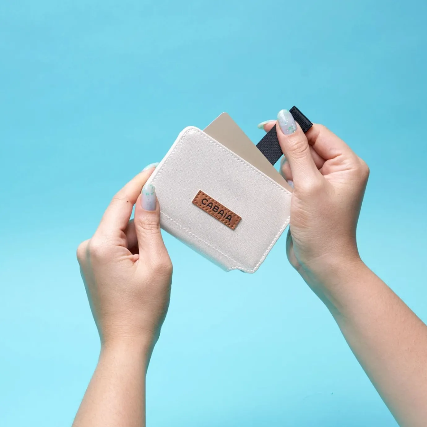 Card Holders New | Cabaïa Statue De Zeus Beige